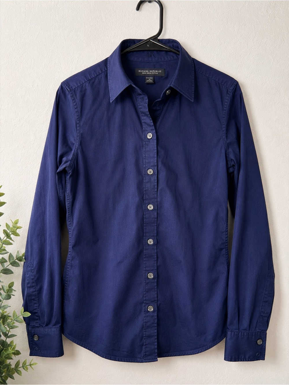 Banana Republic Non-Iron Fitted Navy Button Down Shirt Women’s 14
